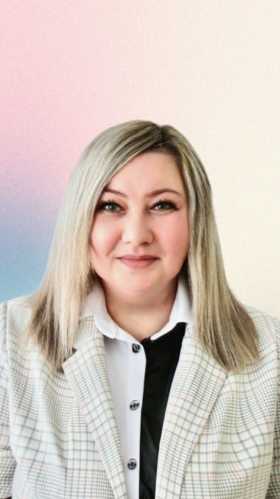 Педагогический работник Попова Анна Анатольевна.